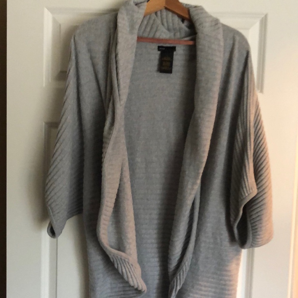 Gray cape.